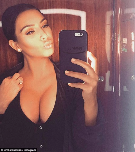 kim-kardashian-selfie-jpg